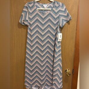 NWT LuLaRoe Carly Swing Dress Chevron Pink Burgundy Blue Small